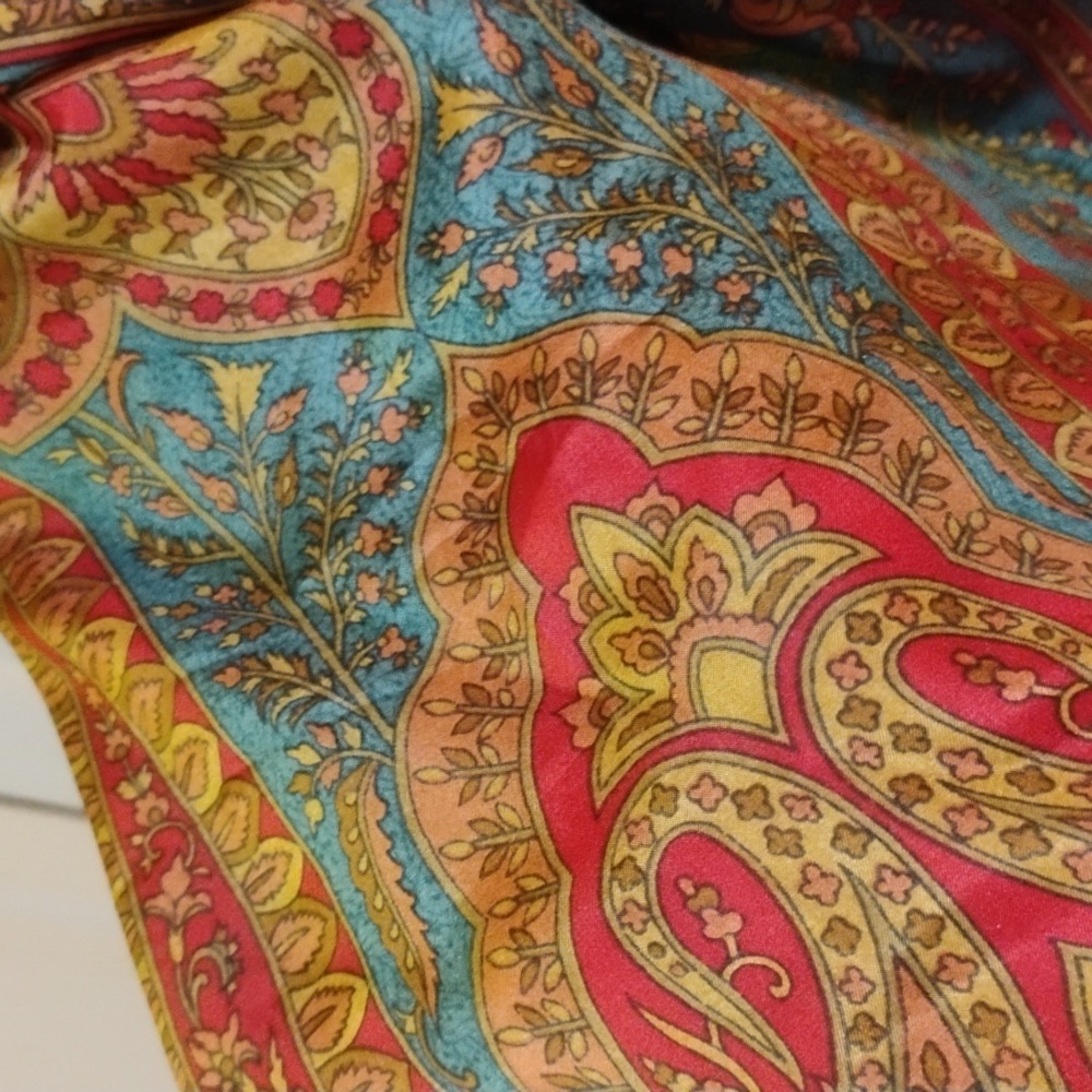 Made In India Blue and Orange Lightweight Scarf Wrap - Picture 6 of 9